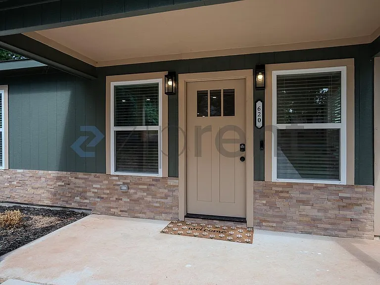 620 Saint Lawrence River Rd — Photo 2