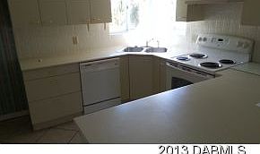 4th image of 20 Magnolia Dr S