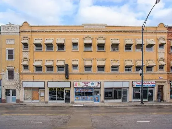 3205 N Cicero Ave #2, Chicago, IL 60641