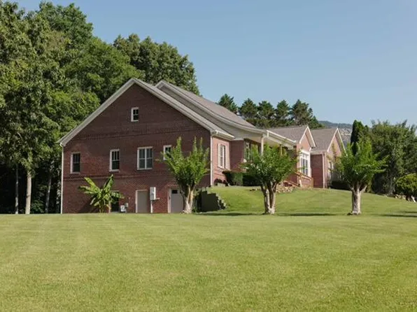 134 Spring Lake Dr, Dunlap, TN 37327
