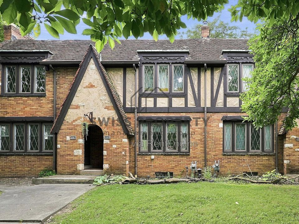 1st image of 3067 Neil Ave