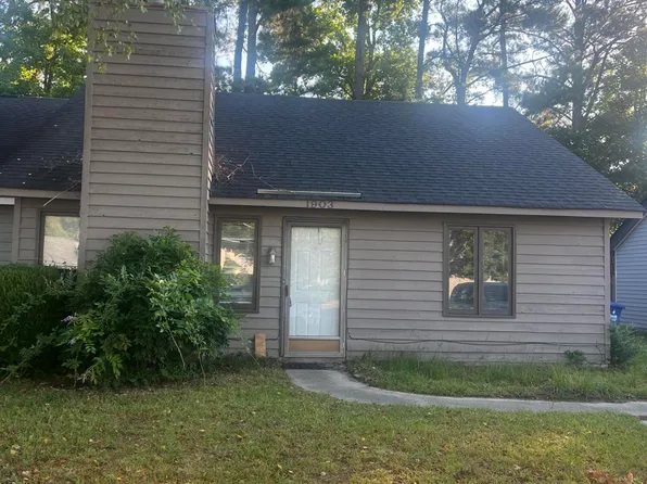 1903 White Hollow Drive #B, Greenville, NC 27858