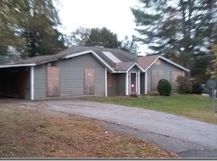 15 Lake Ave, Hewitt, NJ 07421