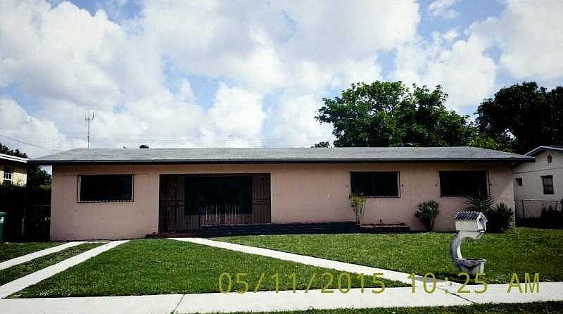 1st image of 831 NW 197th Ter