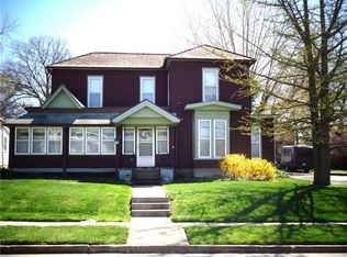 208 Grover St, Warrensburg, MO 64093