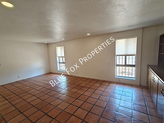 4th image of 2781 W Calle Carapan