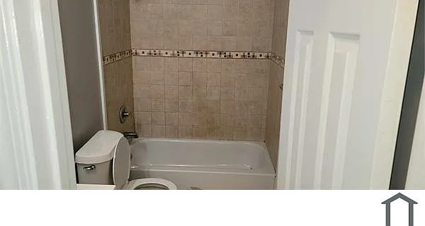 8228 Glenwoods Dr — Photo 10