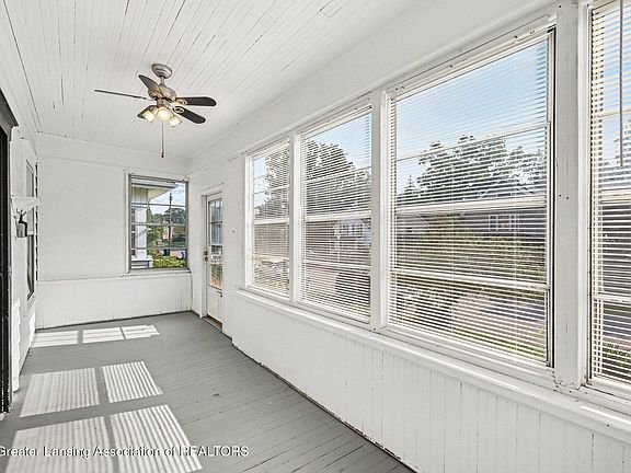 2nd image of 206 S Magnolia Ave