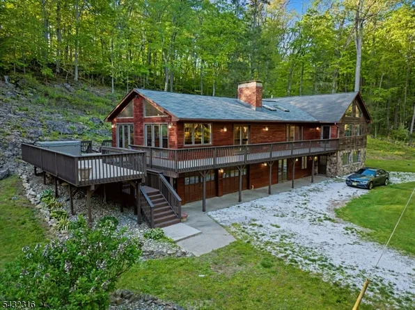 1127 Dark Moon Rd, Frelinghuysen Twp., NJ 07860