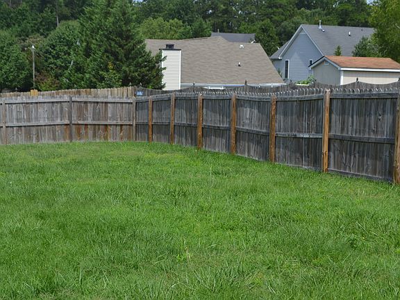Fenced/Level  Yard
