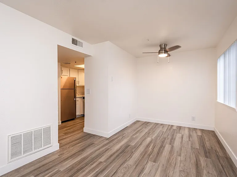 Liv 1621 Apartments — Photo 46