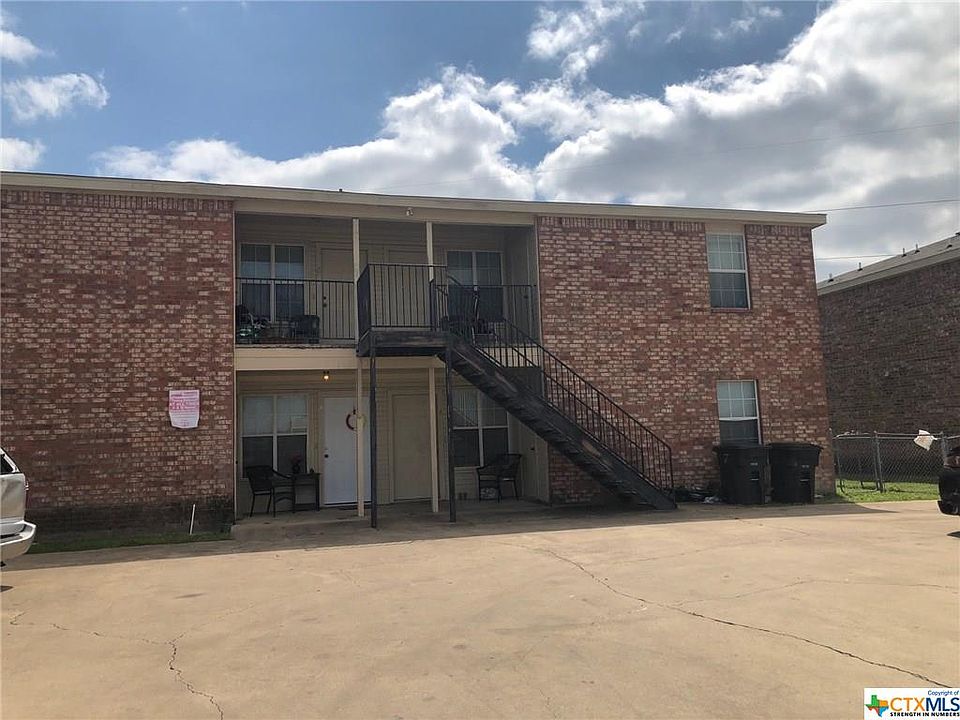 2nd image of 2704 Garland Dr