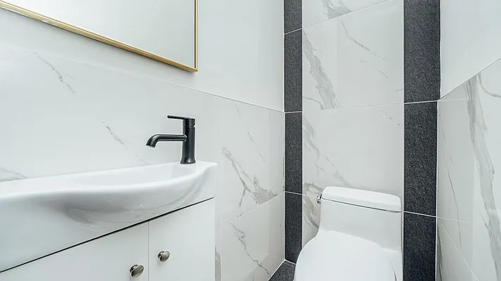 Rented by Nooklyn NYC LLC | media 33