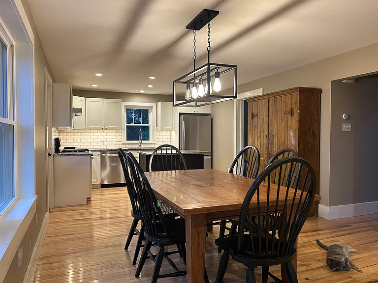 10024 Valley View Dr — Photo 1