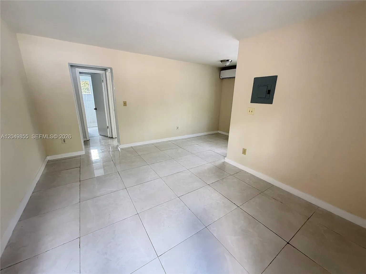 Coppingers Tropical Garde — Photo 2