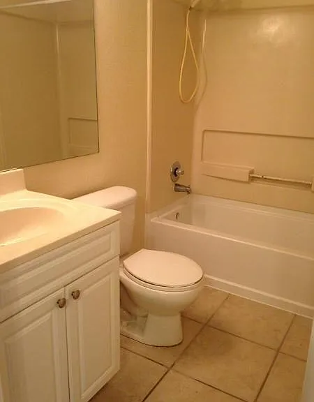 8285 Severn Dr #B — Photo 17