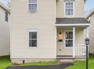 4 Lafayette Park, Green Island, NY 12183