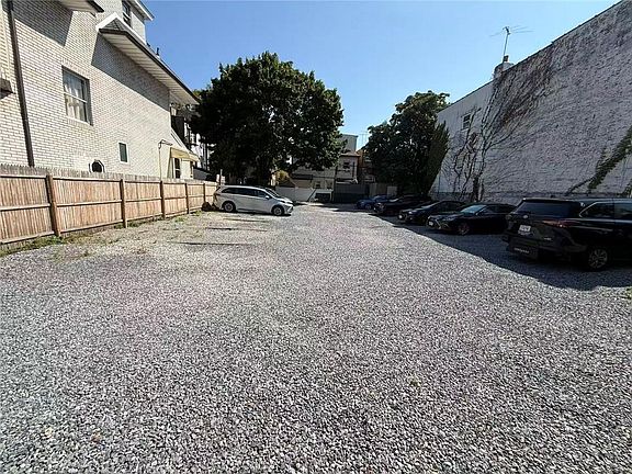 3rd image of 8779 21st Ave
