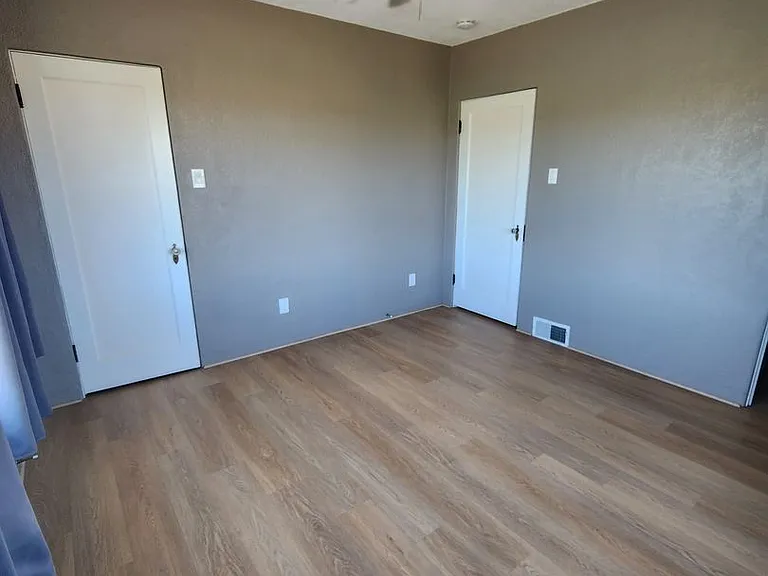 659 Valley Rd — Photo 19