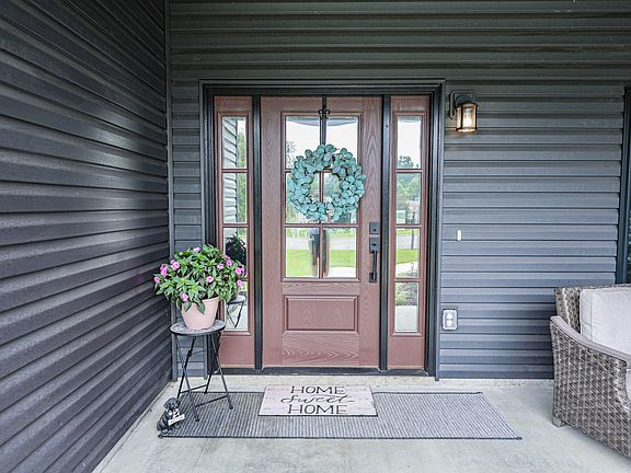 5th image of 307 Parkway Dr
