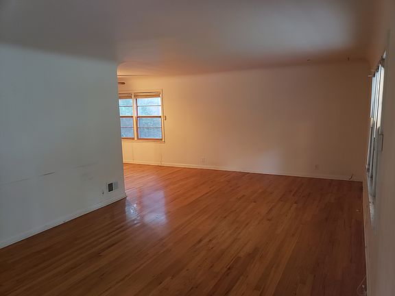 3rd image of 7605 Bedford Ave