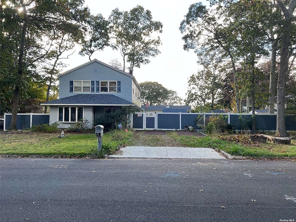 4 Johnson Avenue, East Moriches, NY 11940 Zillow