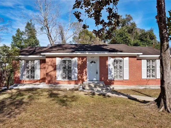 559 Marcus Dr, Mobile, AL 36609