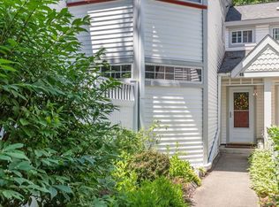 49 Winding Brook Dr, South Burlington, VT 05403