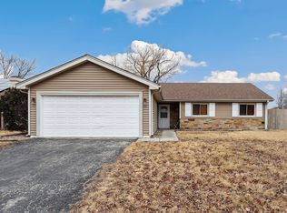 704 Melissa Dr, Bolingbrook, IL