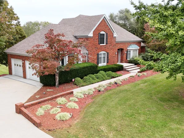 210 Dogwood Trl, London, KY 40741