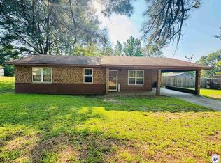 225 Marguerite Dr, Texarkana, AR 71854