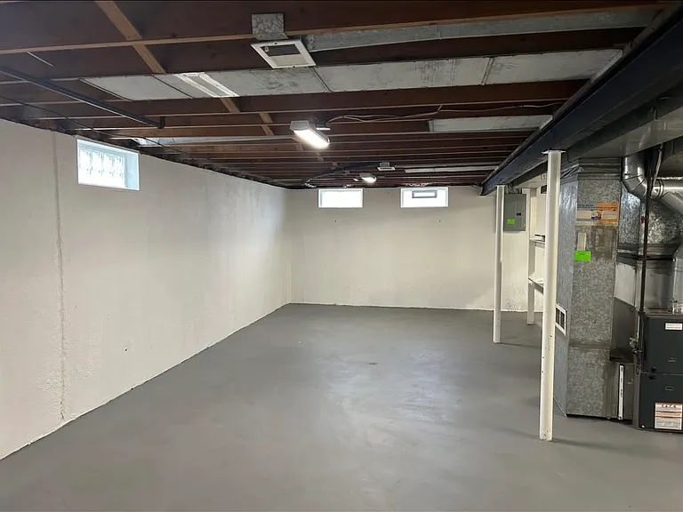 12455 Georgiana Ave — Photo 2