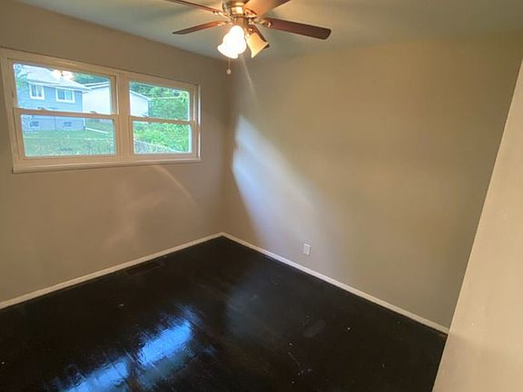 4th image of 1505 Champlin Dr