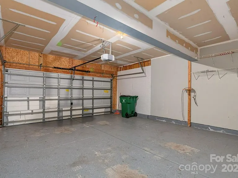 10922 Sedgemoor Ln — Photo 15