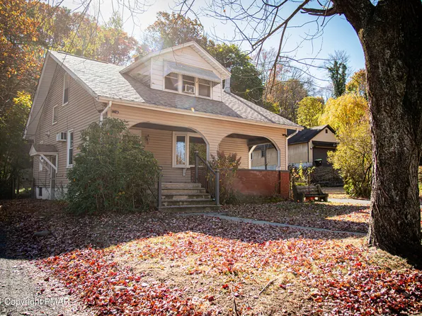 22 Morningside Ave, Stroudsburg, PA 18360