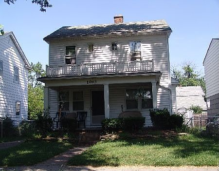 2 Story Traditional