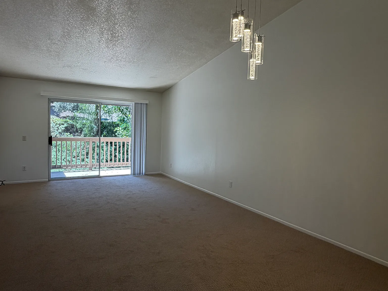 2 bed, 814 sqft, $2,800 — Photo 3