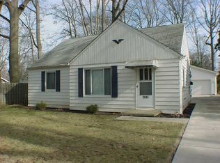 3841 W 227th St, Fairview Park, OH 44126