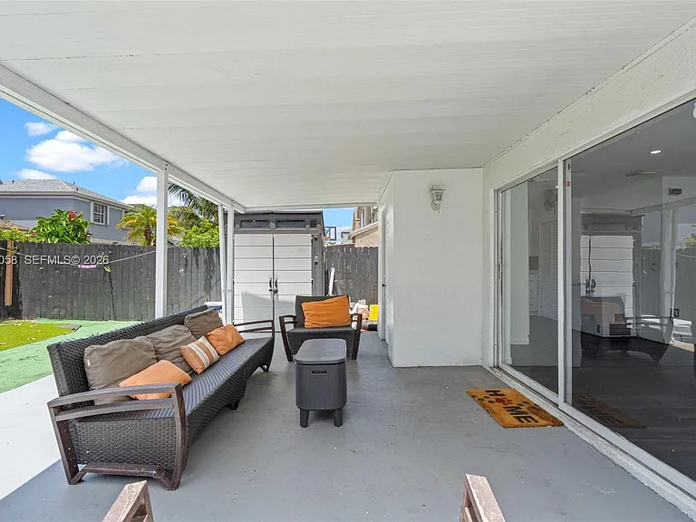 13990 SW 160th Ter — Photo 30