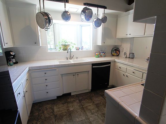 2nd image of 15138 La Calma Dr