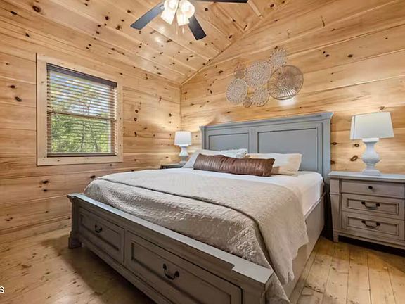 15th image of this home