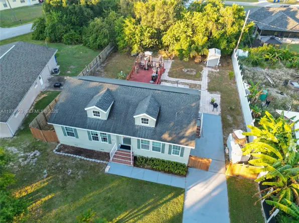 3713 Wild Violet Ave, Sebring, FL 33870