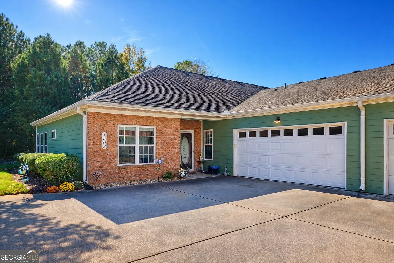 1502 Commonwealth Cir photo 1