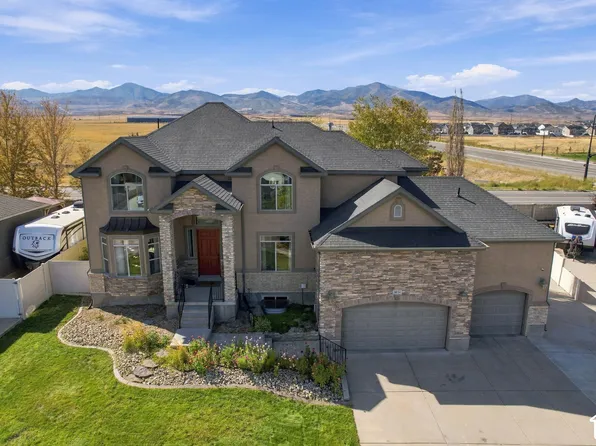 9036 S Coppering Ave, West Jordan, UT 84081