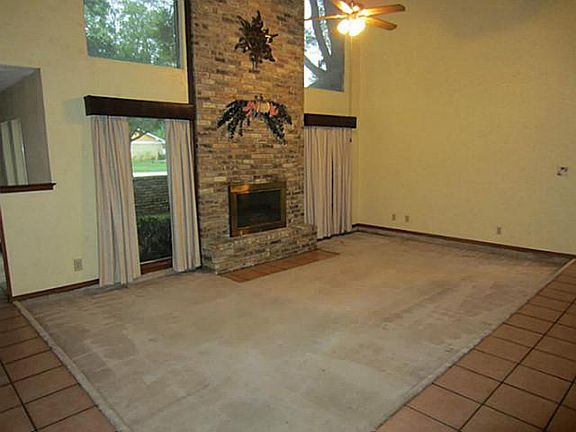 5th image of 544 Sellmeyer Ln