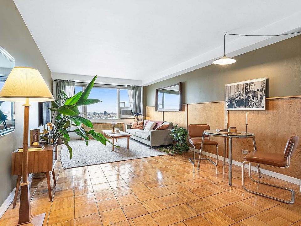 1st image of 900 W 190th St APT 10E