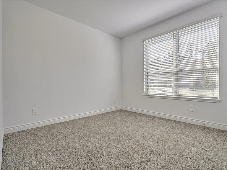 981 Youth Water Rd — Photo 7