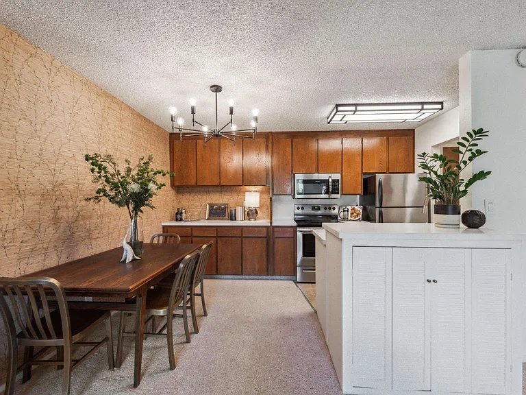 965 Shorepoint Ct #209 — Photo 16