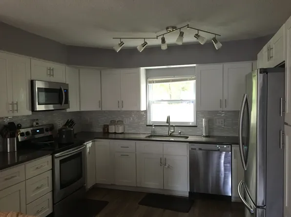 2595 E Americas Cup Cir, Jacksonville, FL 32233