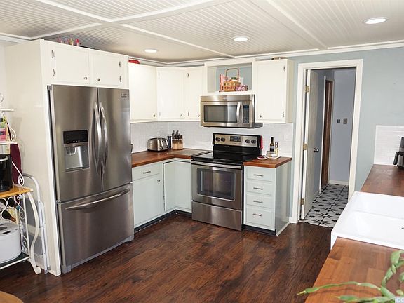 4th image of 32 Canna Drive